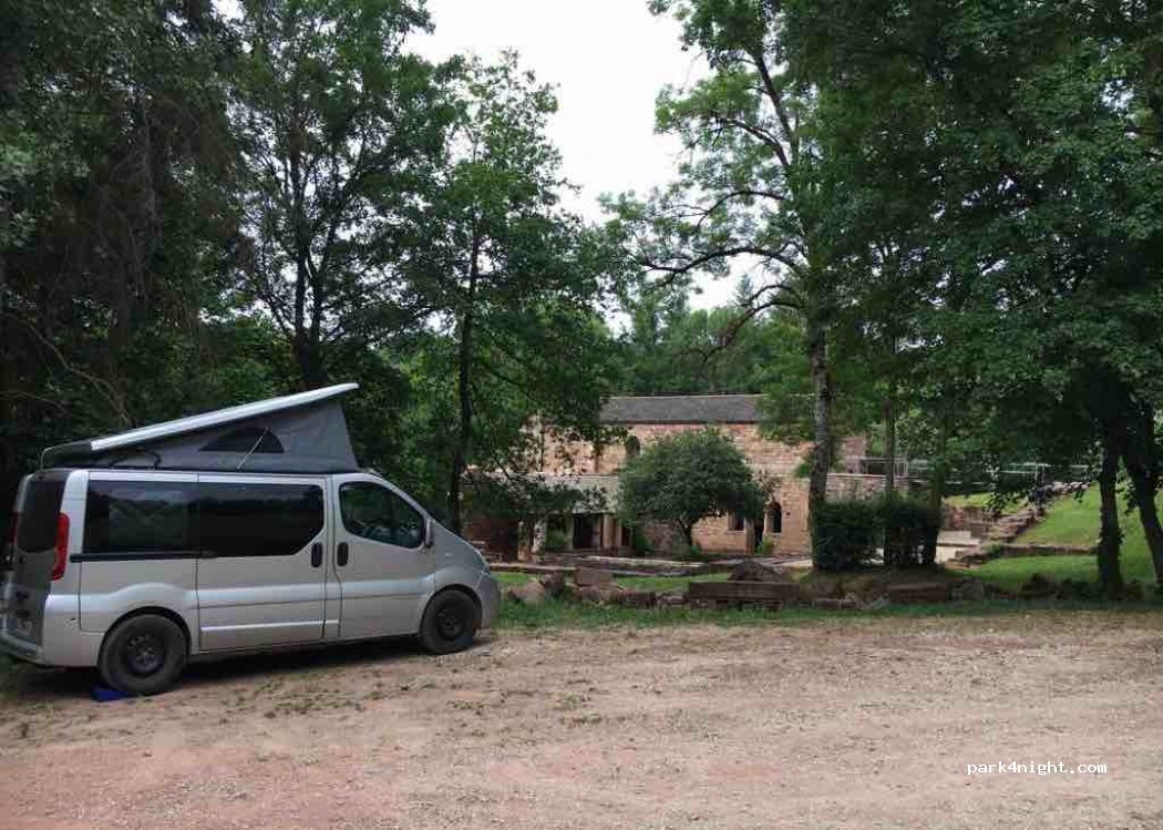 (12510) Druelle Balsac - Le Sauvage — foto