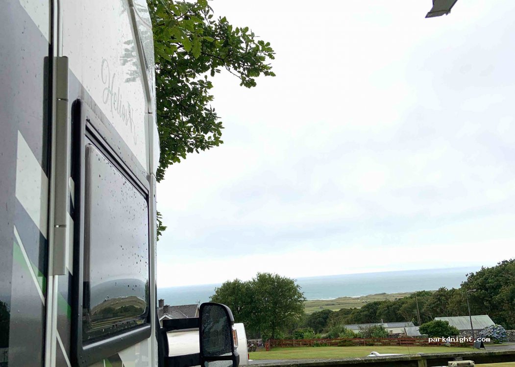 Parc Isaf touring and camping site — foto 3
