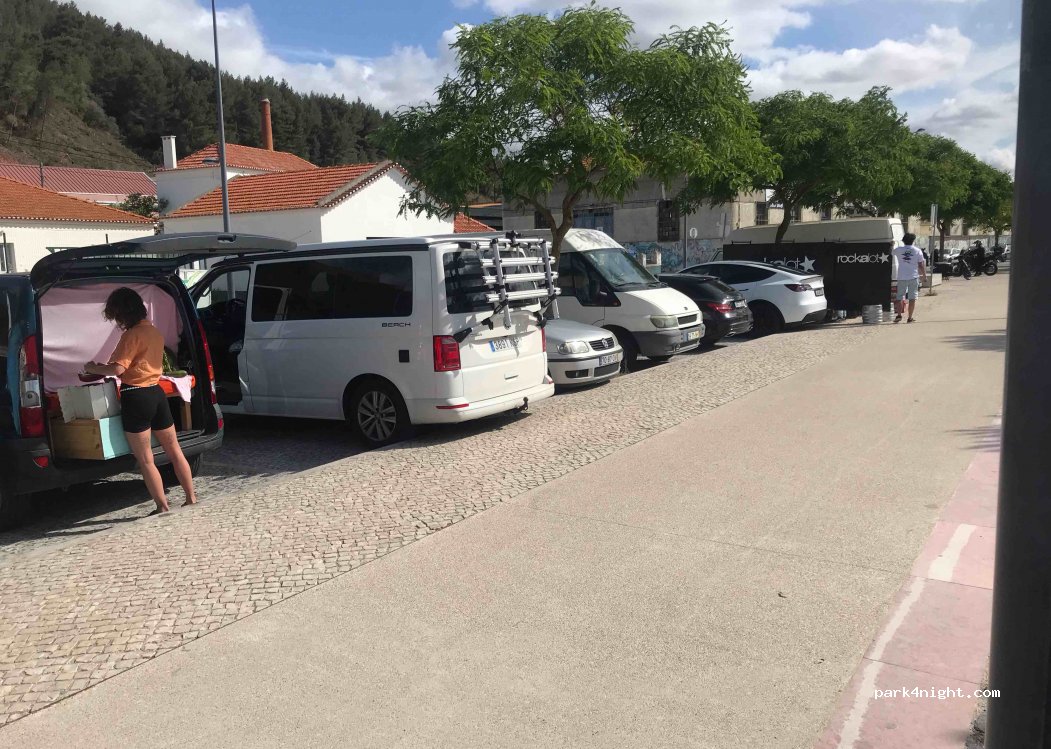 (2900-579) Setúbal - 122A Avenida José Mourinho — foto