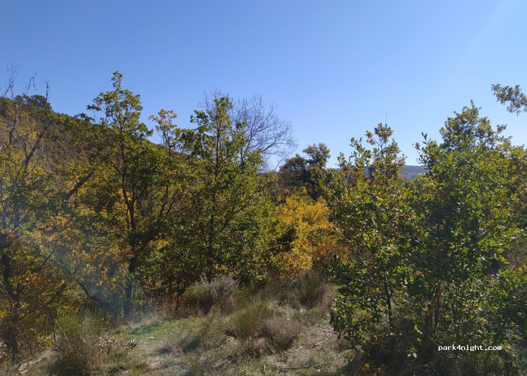 (04110) Reillanne - Unnamed Road — foto 3