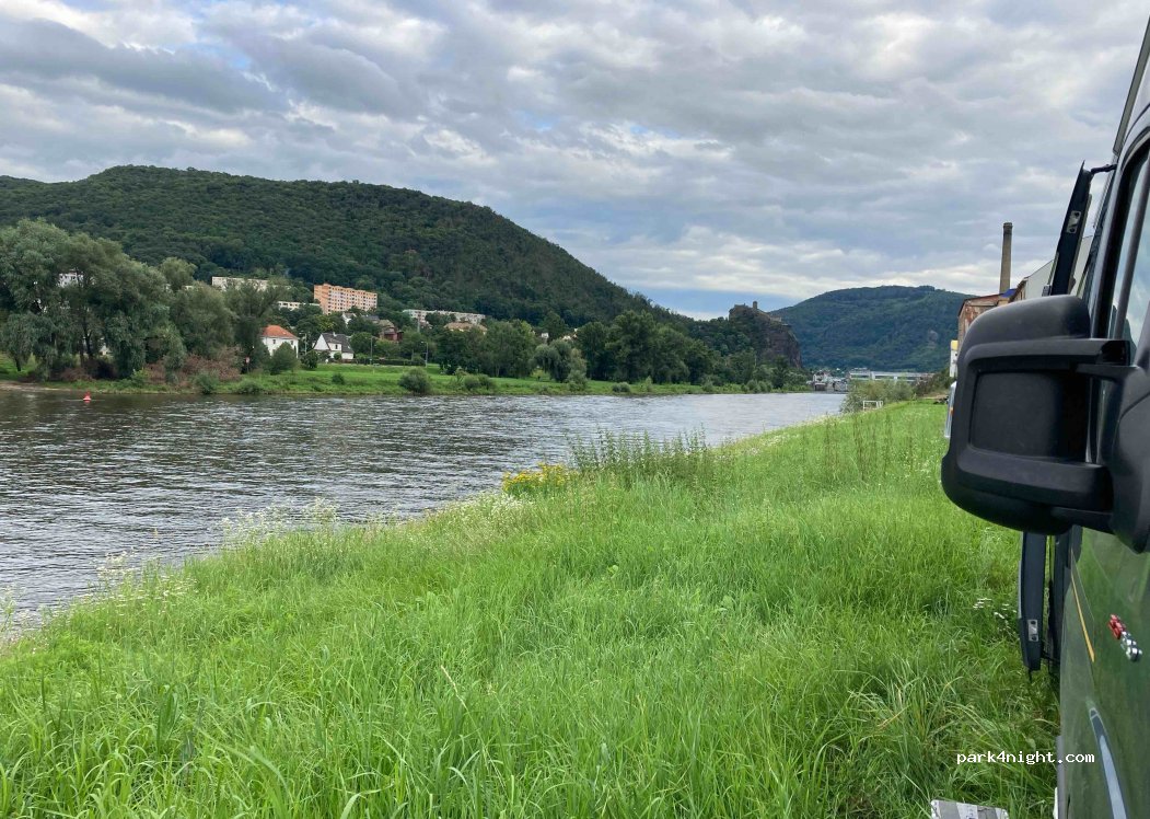 (400 01) Ústí nad Labem-město - 3 Pražská — foto