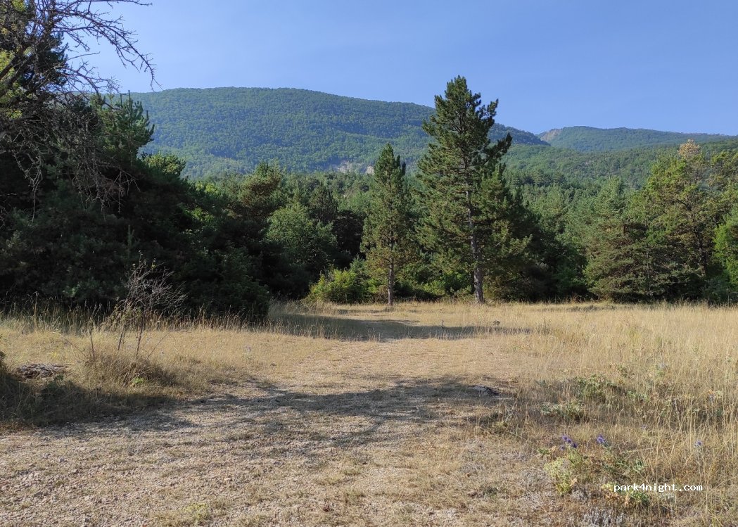 (05300) Saint-Pierre-Avez - Unnamed Road — foto 3
