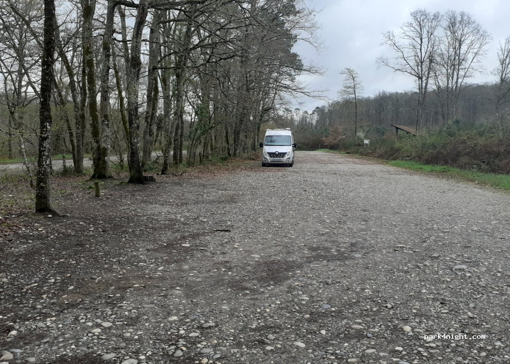 (31490) Mérenvielle - Parking Bois de Lisle Nord Bouconne — foto 3