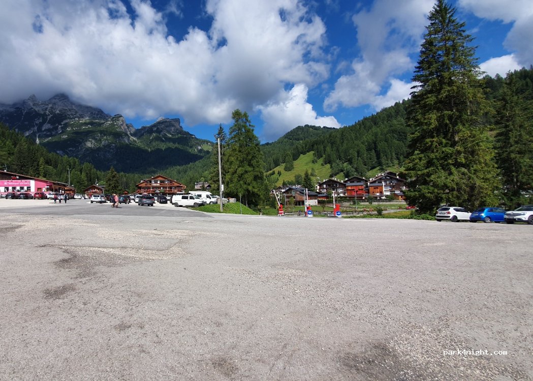 (32010) Val di Zoldo - 1 Piazza Rodolfo Balestra — foto 2