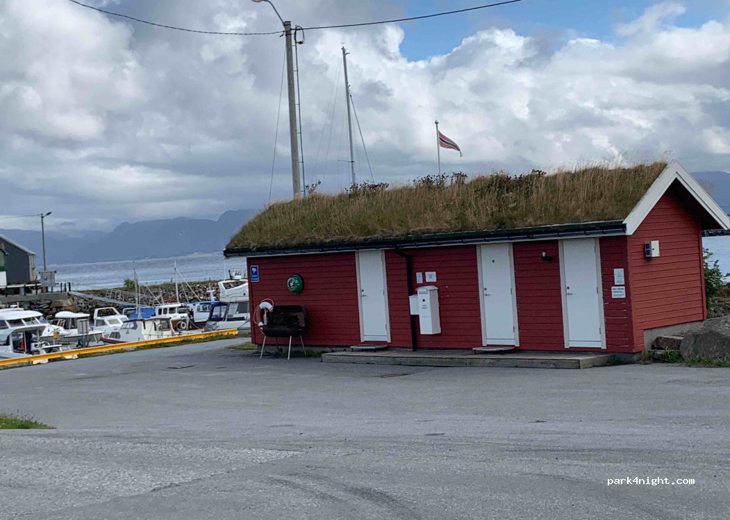 Fjørtoft bobilplass — foto