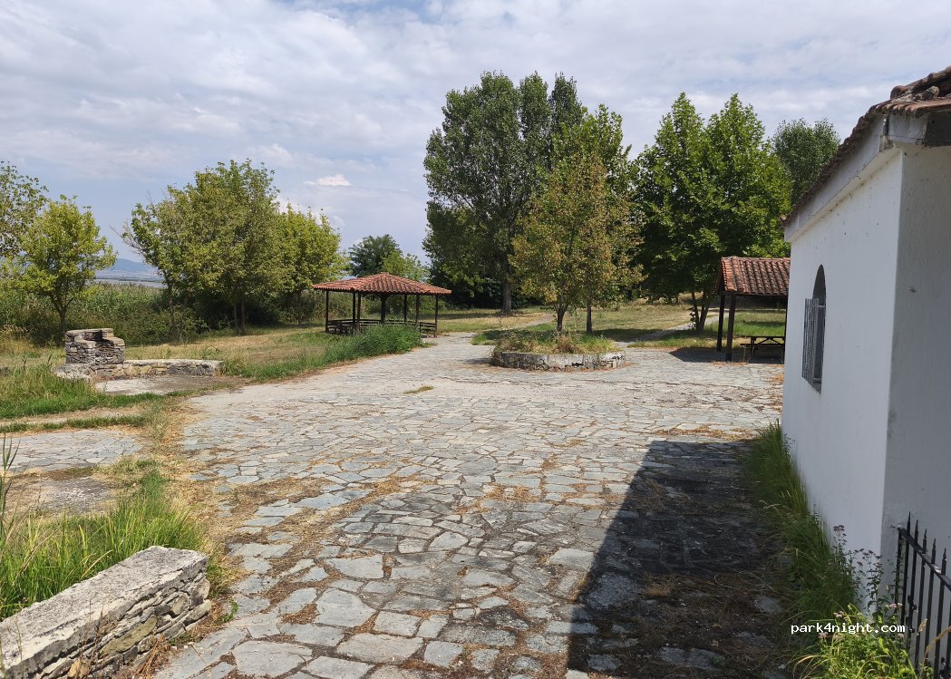 (502 00) Aminteo - Unnamed Road — foto 4
