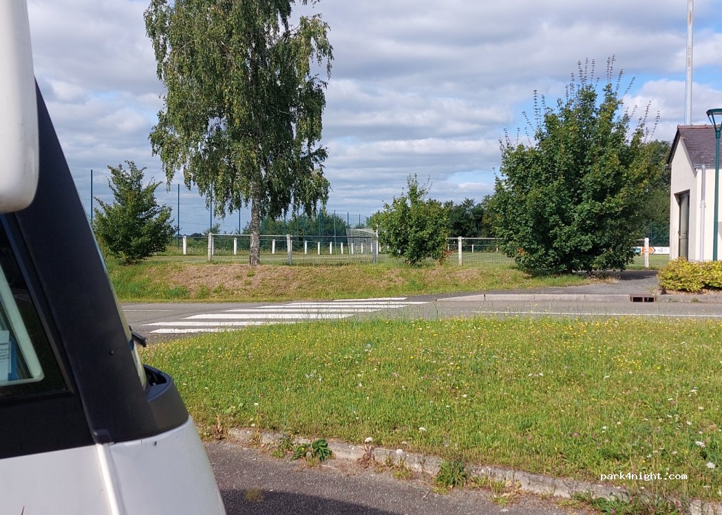 (53260) Parné-sur-Roc - 5 Rue de la Grande Noé — foto 2