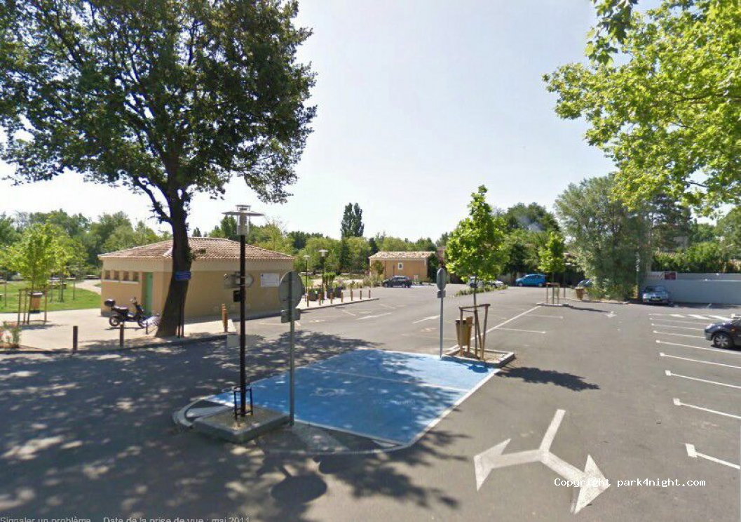 (84800) L'Isle-sur-la-Sorgue - 1494 Avenue du Partage des Eaux — foto