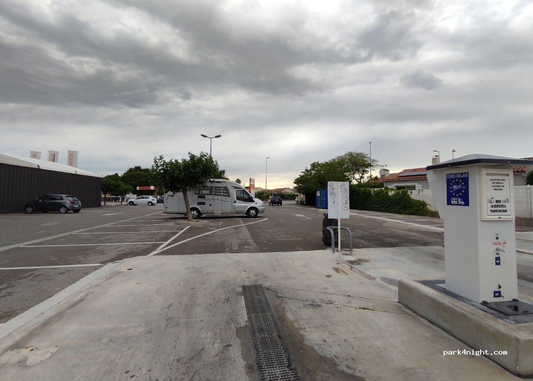 (66200) Latour-Bas-Elne - Rte de Saint-Cyprien — foto 2