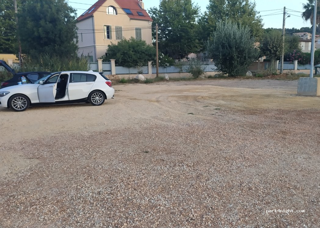 (83500) La Seyne-sur-Mer - 371 Rue Professeur Raphaël Dubois — foto