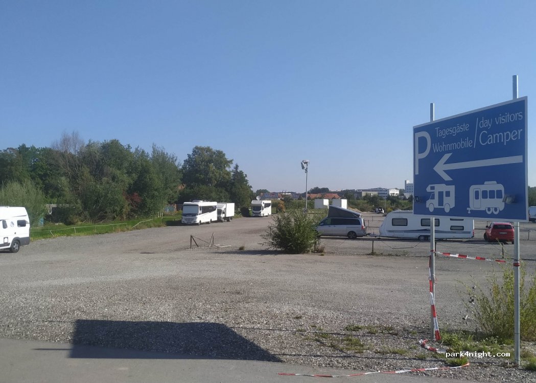(85435) Erding - 1a Thermenallee — foto