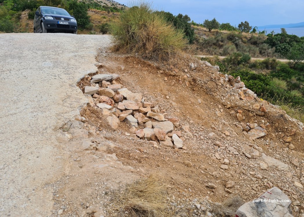 (21423) Nerežišća - Unnamed Road — foto 2