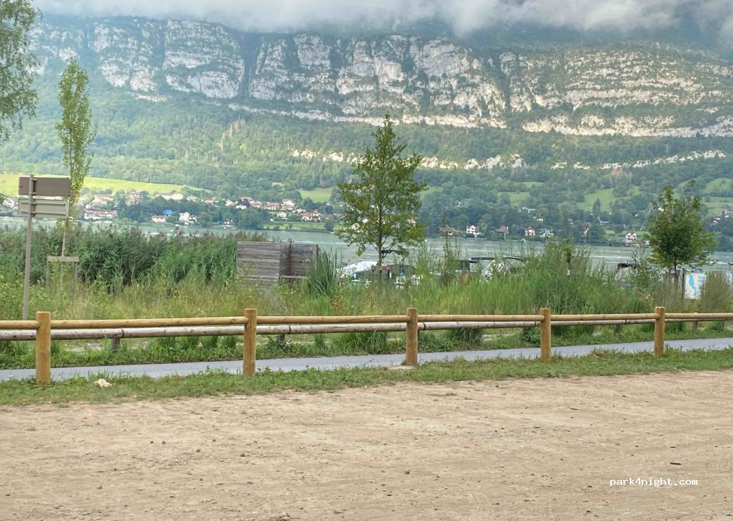 (74210) Doussard - 2126B Route de Talloires — foto