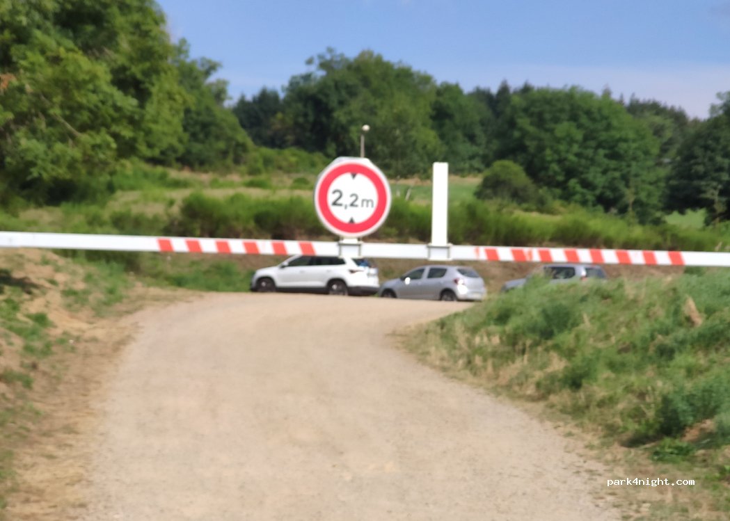(48300) Langogne - Unnamed Road — foto 3