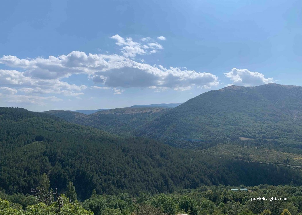(26170) Le Poët-en-Percip - Les Chabannes et l'Argeyro — foto