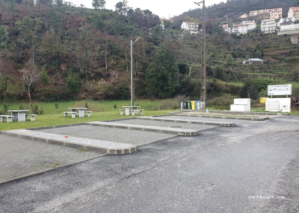 (6270-102) Loriga - R. do Regato 3-5 — foto 4