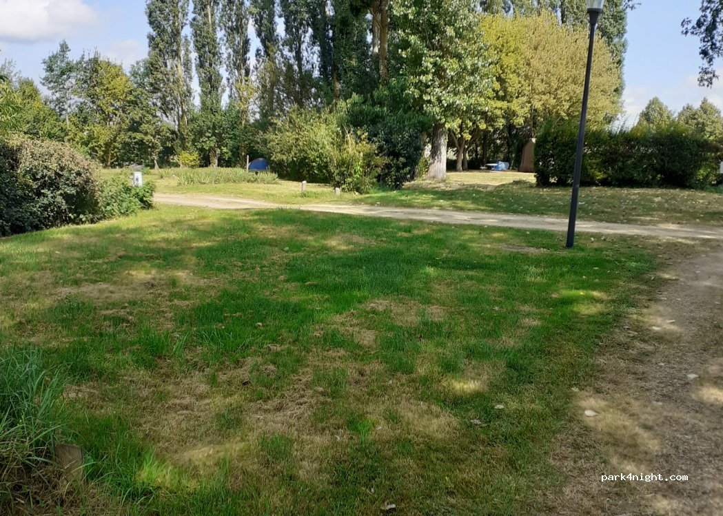 Camping  municipal  les Iris — foto