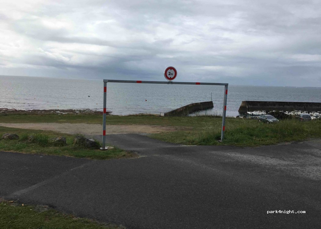 (56730) Saint-Gildas-de-Rhuys - 8 Rue Pierre Michelot — foto