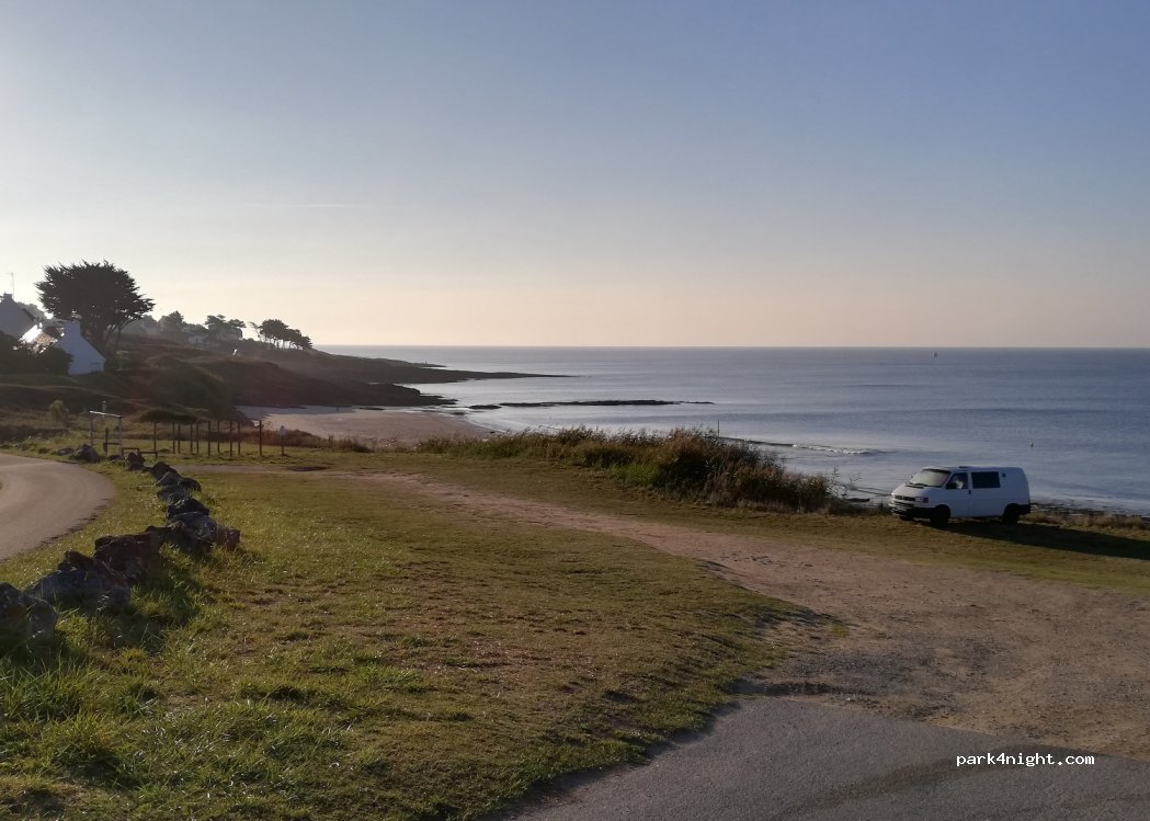 (56730) Saint-Gildas-de-Rhuys - 8 Rue Pierre Michelot — foto 2