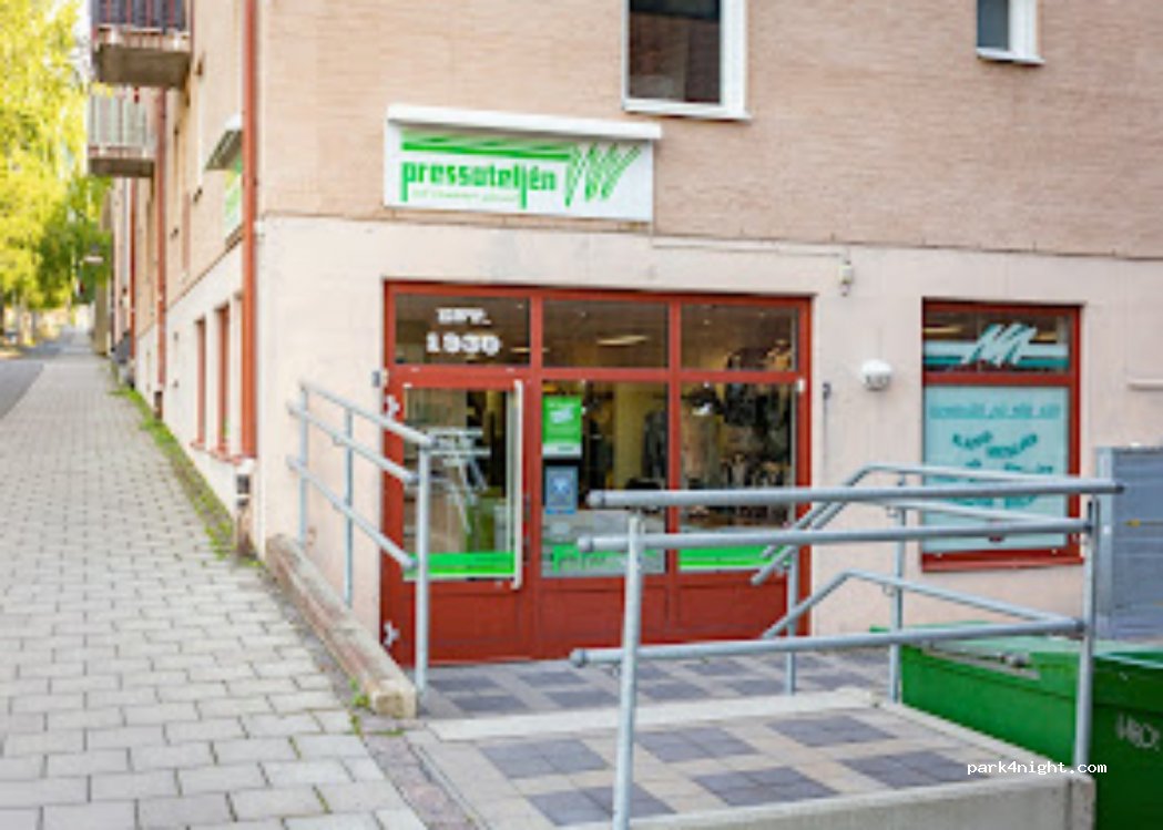 (831 35) Östersund - 1 Artillerigatan — foto