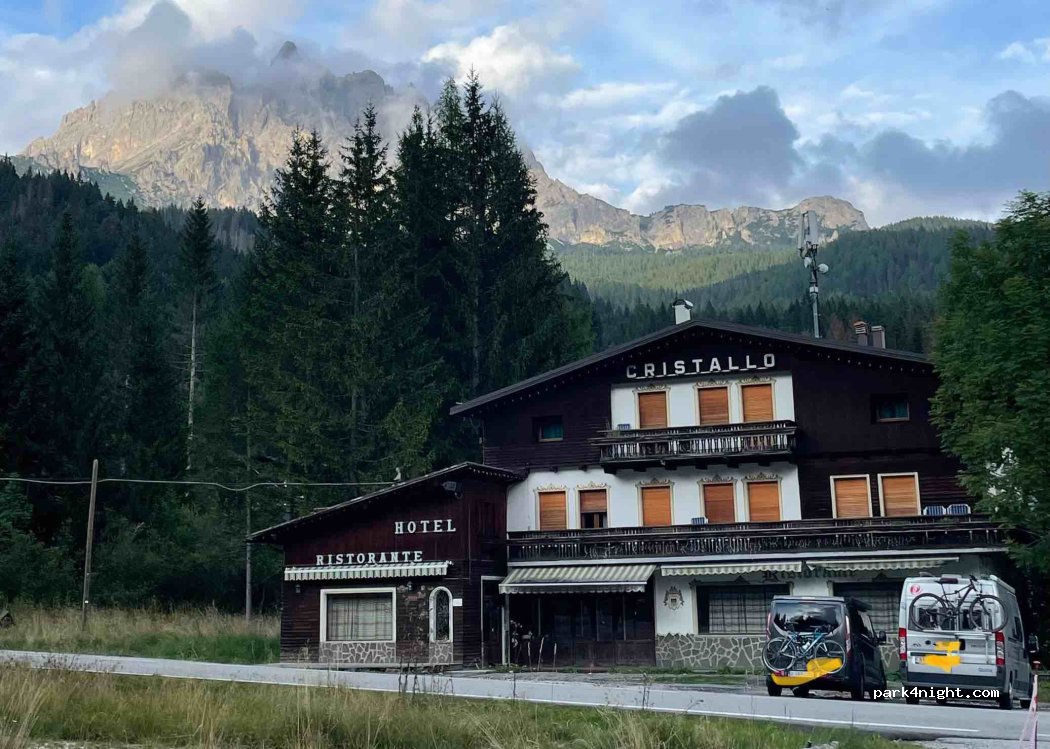 (32041) Veneto - 46 Strada Regionale 48 delle Dolomiti — foto 2