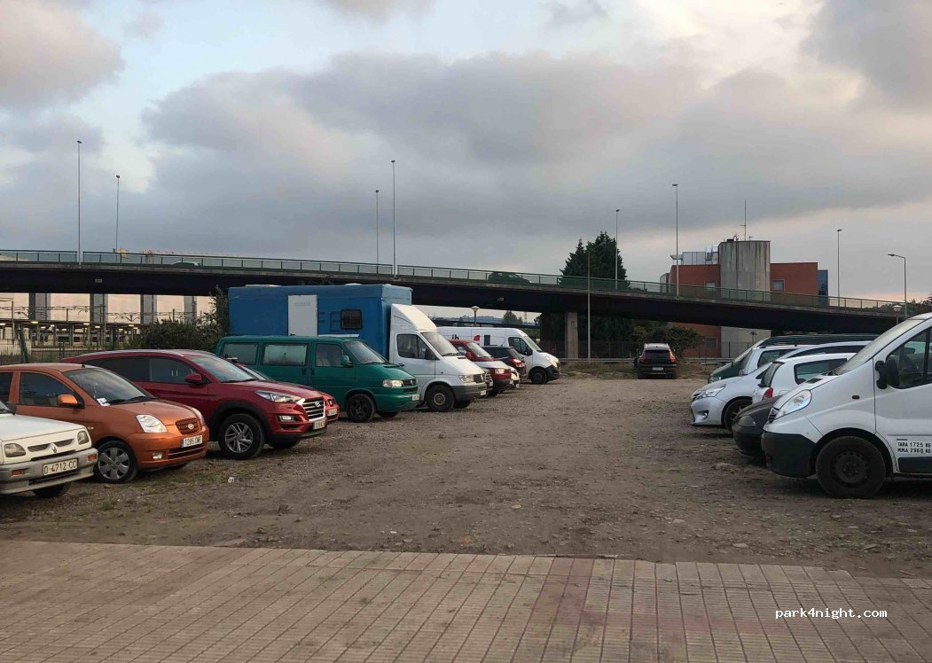 (33212) Gijón - 1 Avenida de Juan Carlos I — foto 2