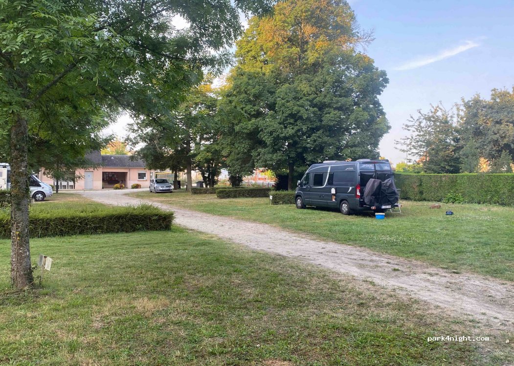 Camping du Donjon — foto 2