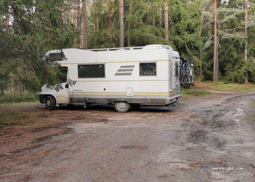 (2125)  - Unnamed Road — foto