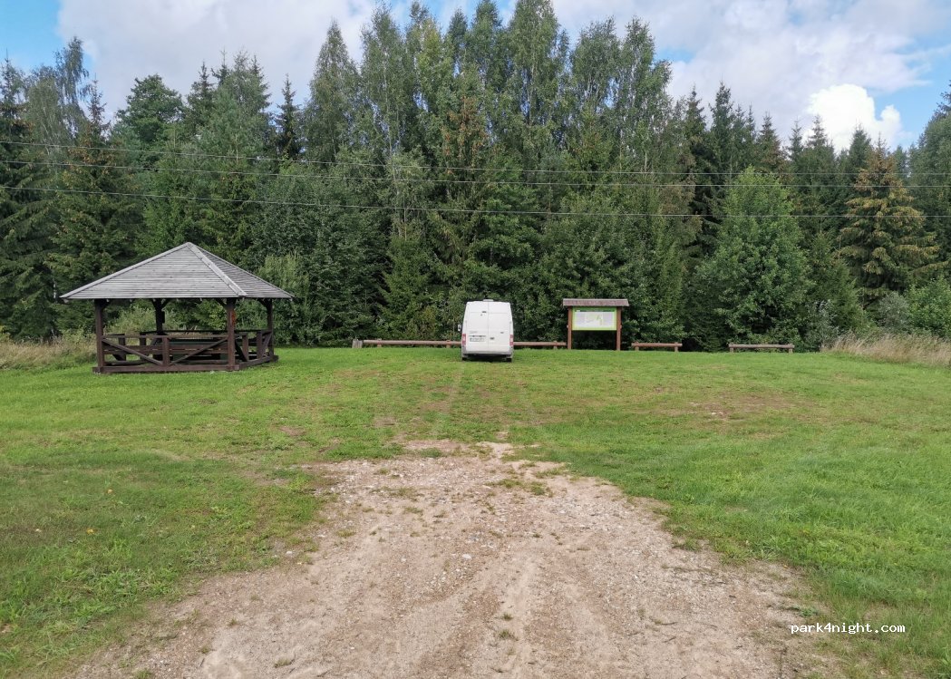 (5111) Daudzese - Unnamed Road — foto