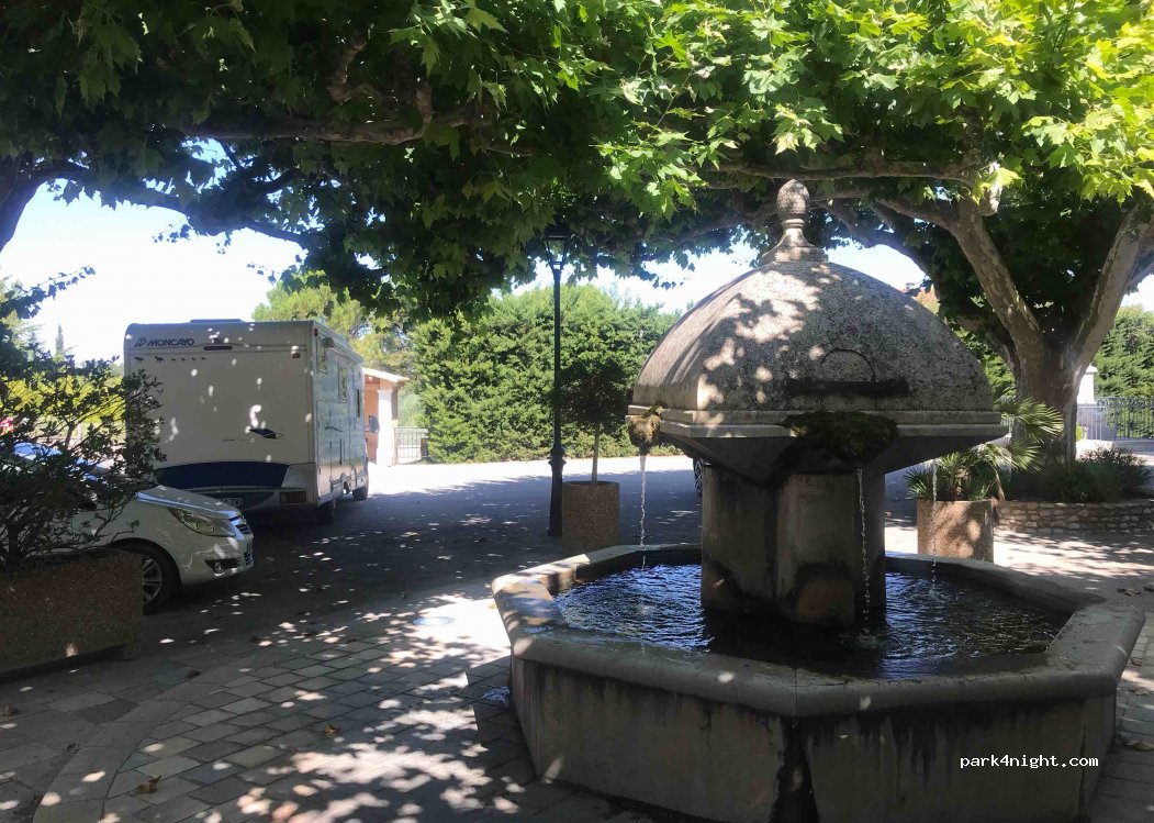 (84290) Saint-Roman-de-Malegarde - 36 Route de Cairanne — foto