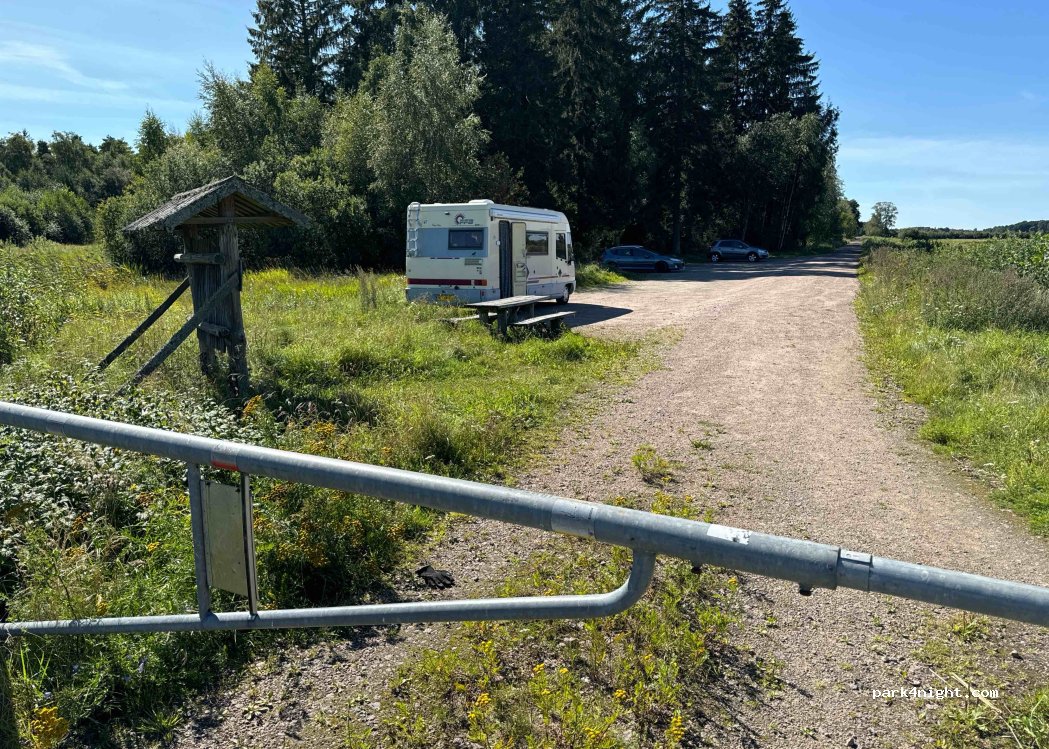 (532 94) Skara - Unnamed Road — foto 4