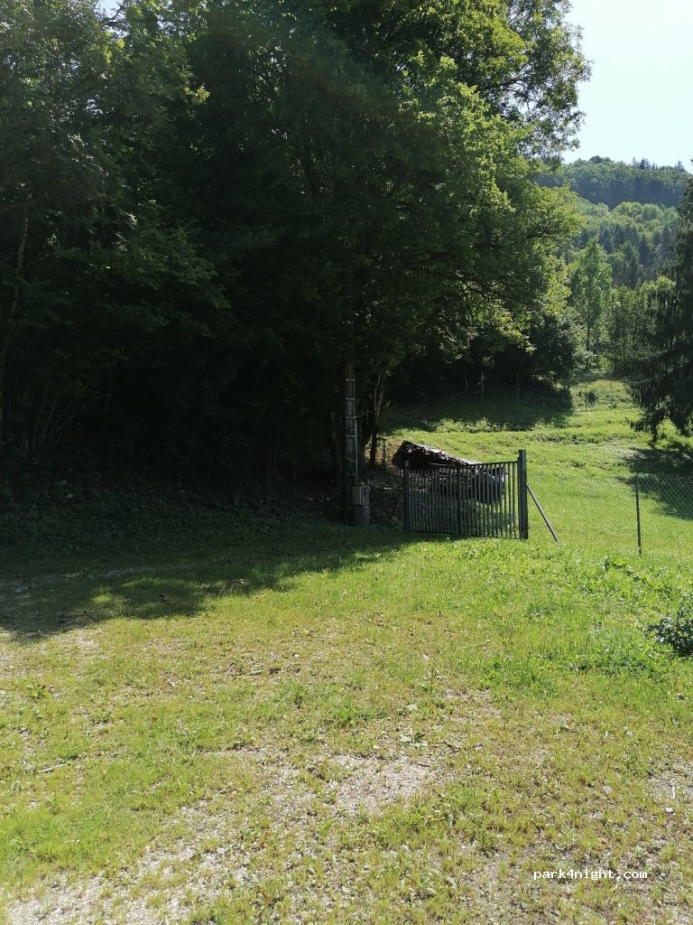 (01130) Saint-Germain-de-Joux - 153 Route du Lynx — foto 2