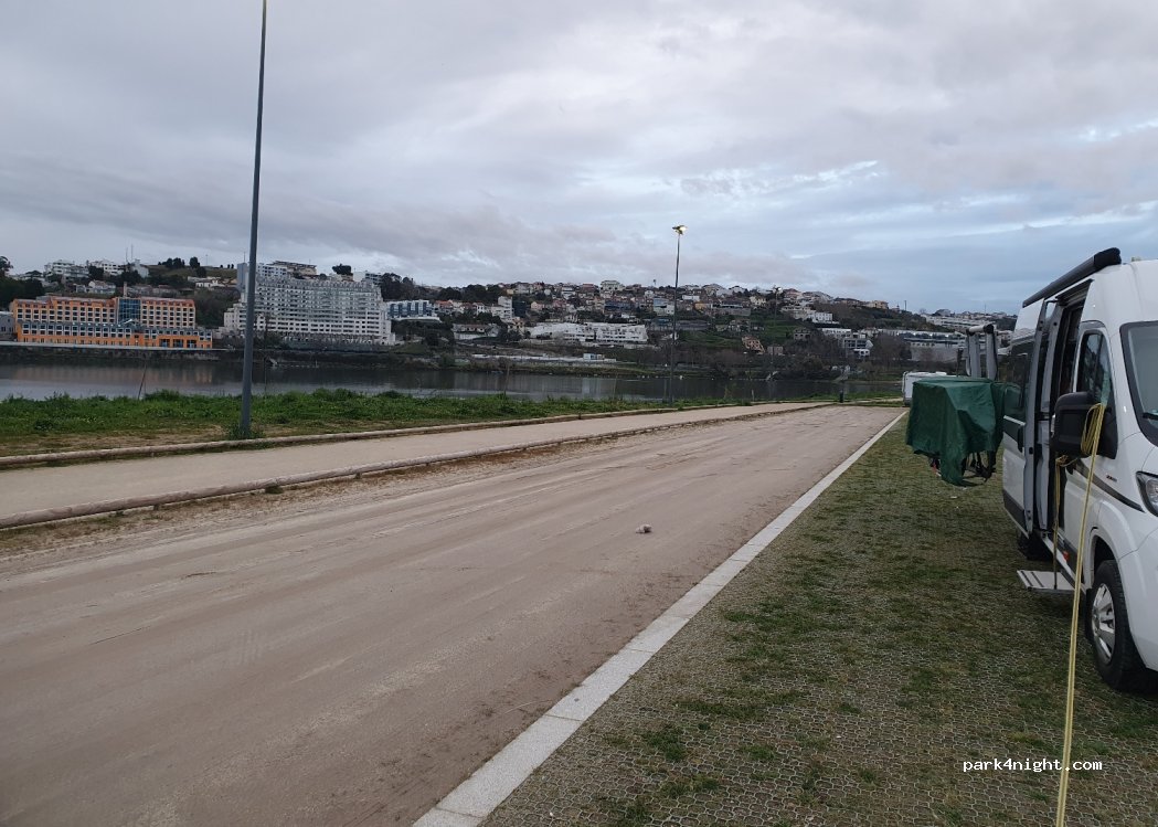 (4430) Vila Nova de Gaia - Rua da Pedra Salgada — foto 2