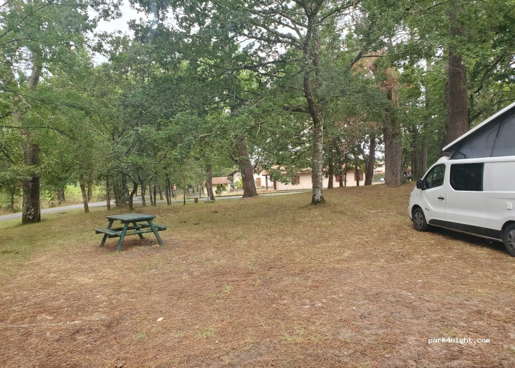 (40260) Lesperon - 50 Allée de Laouson — foto 4