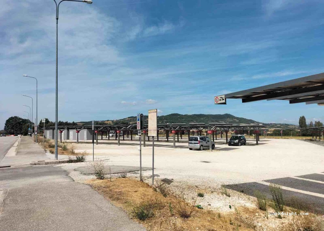 (06023) Gualdo Tadino - — foto