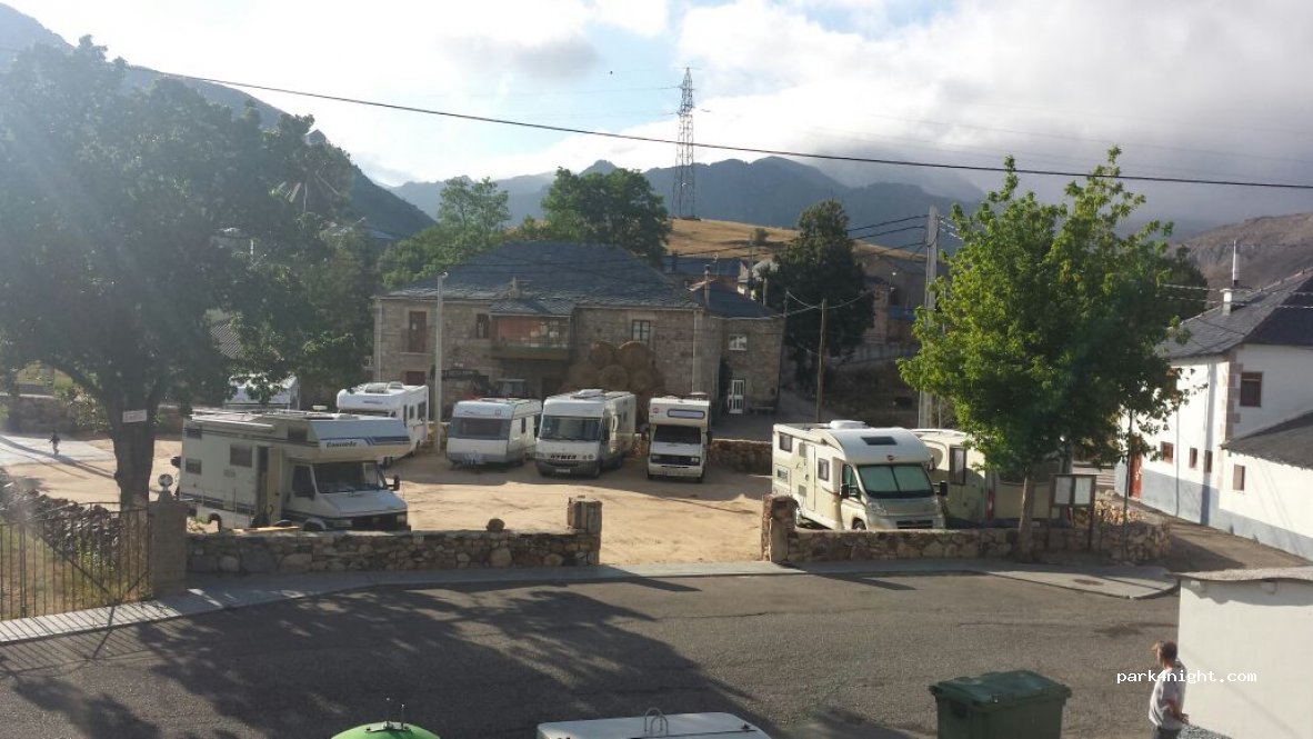 (24143) Huergas de Babia - 2 Camino Riolago — foto