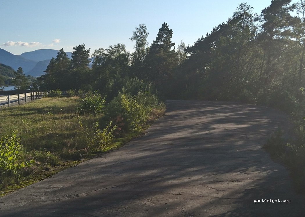 (5474)  - Løfallstrandsvegen — foto