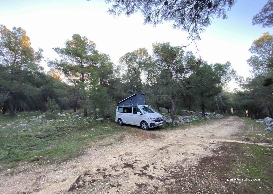 (70024) Gravina in Puglia - Unnamed Road — foto 4