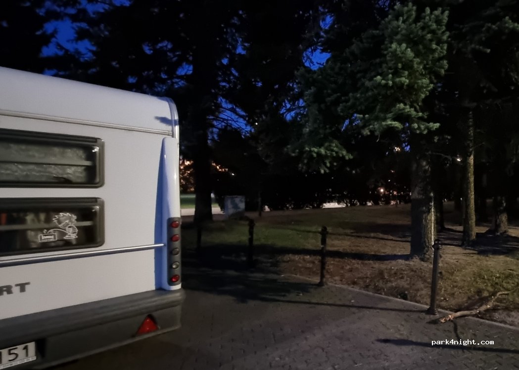 (08-530) Dęblin - 27B Warszawska — foto