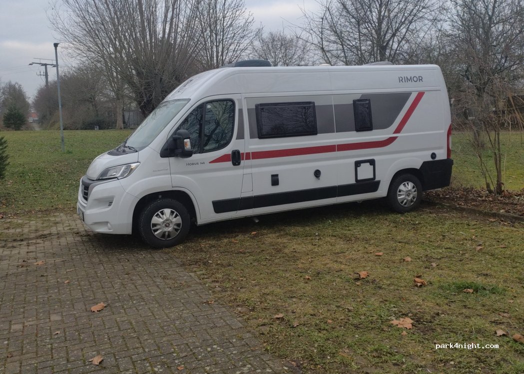 (68535) Edingen-Neckarhausen - — foto