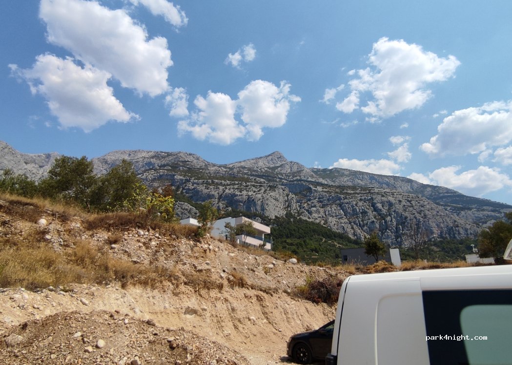 (21300) Makarska - 57 Zadarska ulica — foto 2