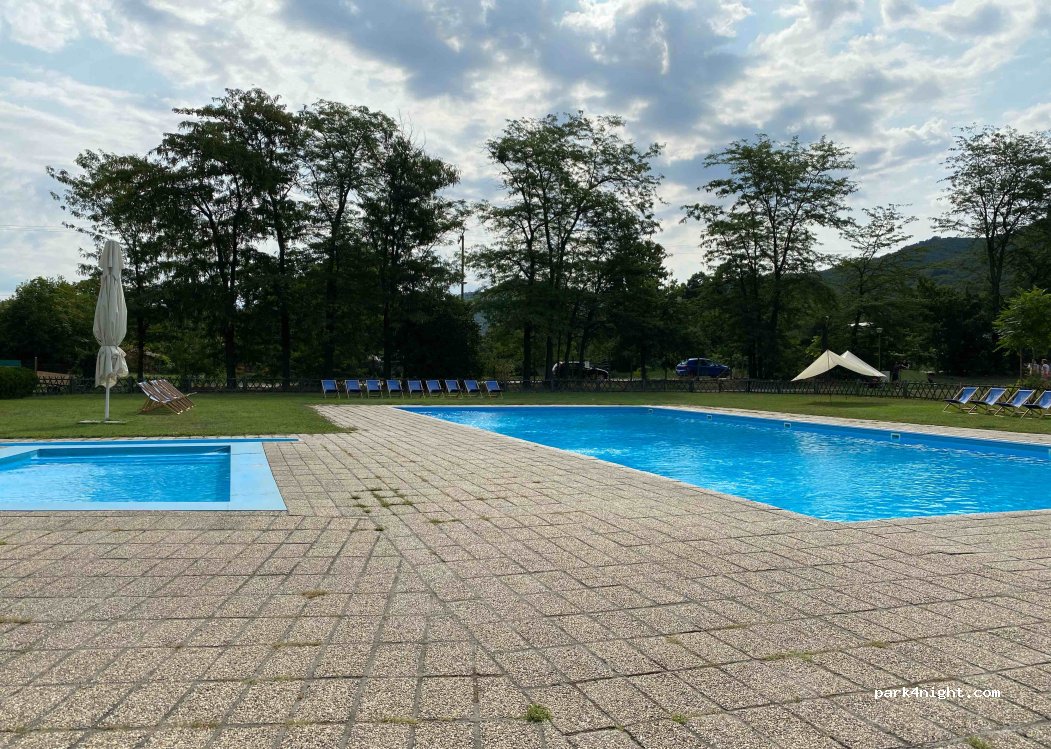 Dömös camping — foto 3