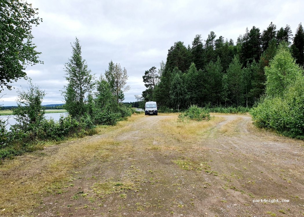 (980 61) Tärendö - 13 SAARISUANTO — foto