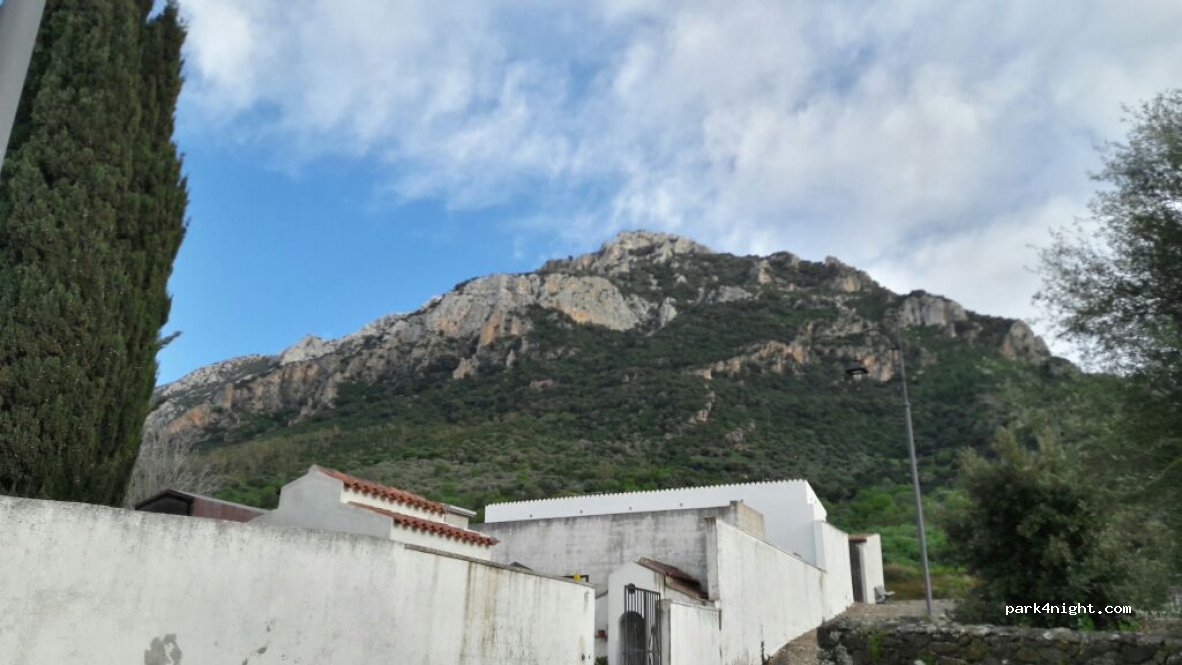(08020) Galtellì - 32 Via San Pietro — foto 2