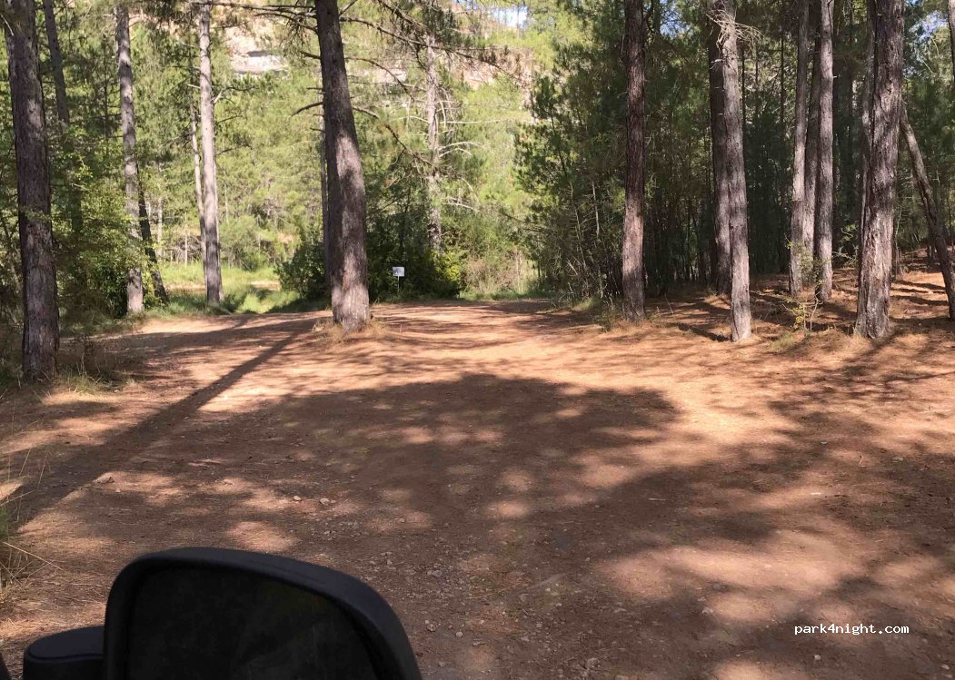 (16878) Poyatos - Unnamed Road — foto