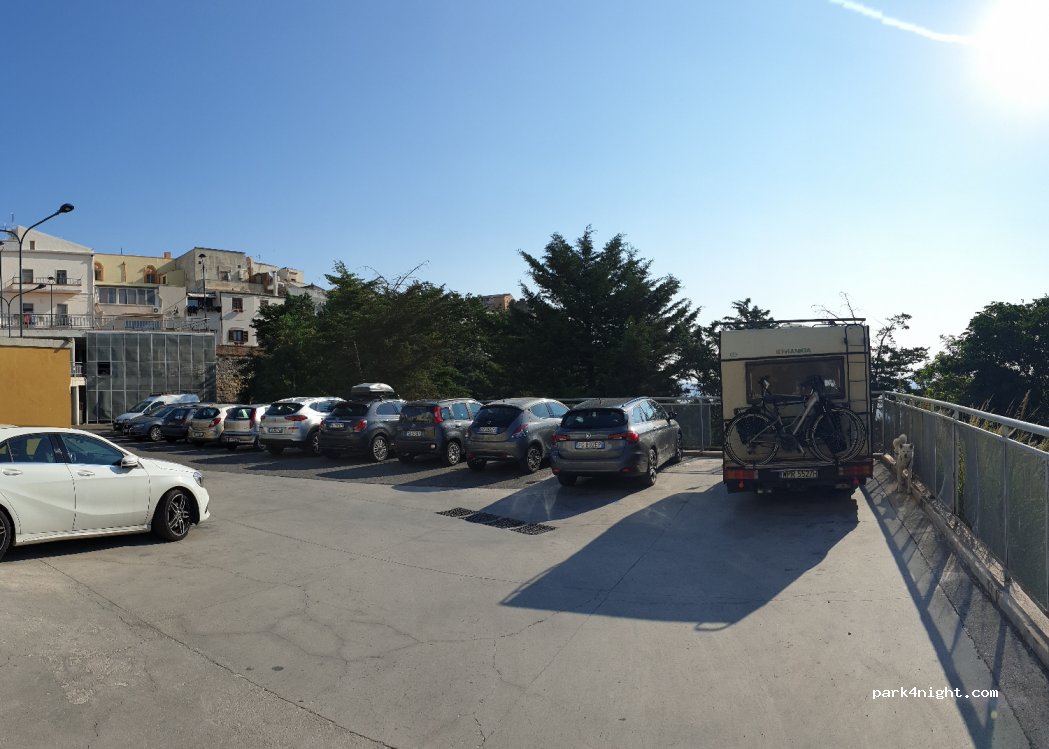 (75010) Miglionico - 11A Via Estramurale Castello — foto