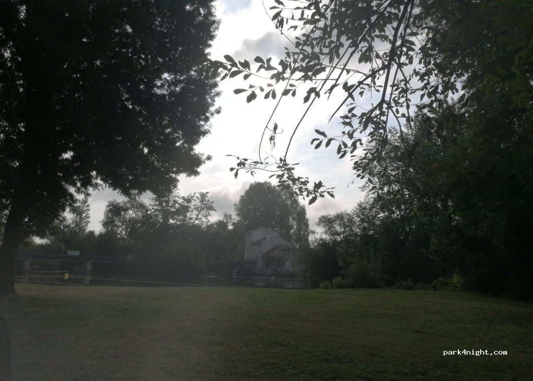 (16430) Vindelle - 4 Passage du Gue — foto
