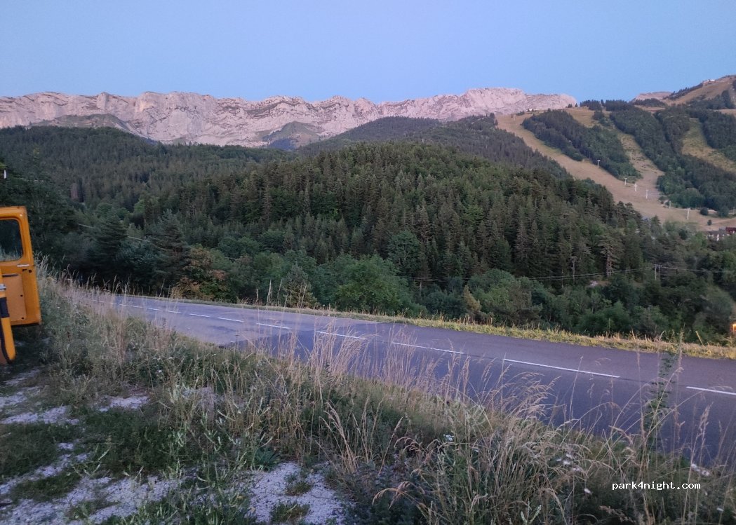 (38250) Villard-de-Lans - 1537-1159 Route des Glovettes — foto 2