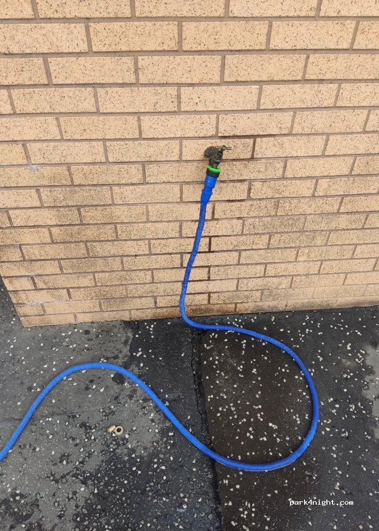 (FK10 2PF) Alloa - Alloa Rd — foto