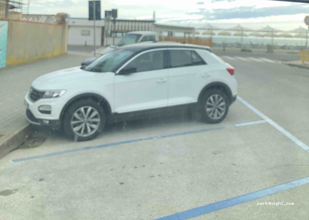 (56128) Marina di Pisa - 12 Via Padre Agostino da Montefeltro — foto